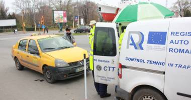 Galerie FOTO. TAXIURILE din zona Gării Constanța, CONTROLATE LA SÂNGE - 8