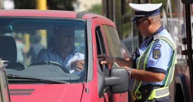 RAZIE DE AMPLOARE / Sute de șoferi trași pe dreapta pe strada Eliberării (GALERIE FOTO) - 7