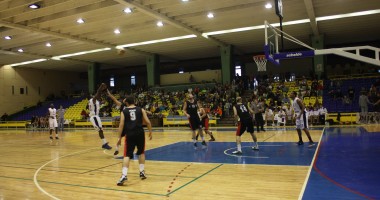 Stire din Sport : CSU Asesoft Ploiești, învinsă de BCM U Pitești