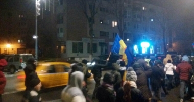 Galerie foto / PROTESTE ȘI LA CONSTANȚA: "PSD, CIUMA ROȘIE!" - 10