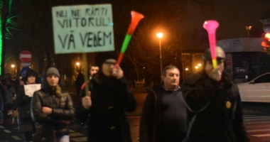 Galerie foto / PROTESTE ȘI LA CONSTANȚA: "PSD, CIUMA ROȘIE!" - 29