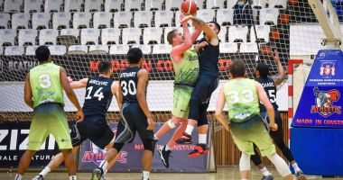 Stire din Sport : BC CSU Sibiu descinde în Arena „Gladiatorilor din Tomis”
