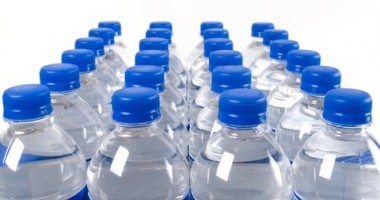 Stire din Actualitate : Un oraș american interzice comercializarea apei în sticle de plastic