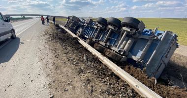Galerie foto. Atenție șoferi! Accident pe Autostrada A4 - Ovidiu - Agigea! - 2