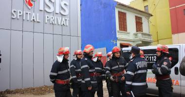 DESFĂȘURARE de FORȚE la Spitalul ISIS / Pompierii au salvat mai multe paciente / Galerie foto - 17
