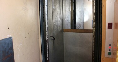 Locatarii, obligați să plătească lunar "taxa pe lift" sau numai reparațiile? - 3