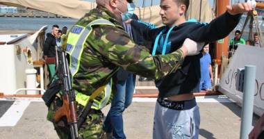 GALERIE FOTO / Zeci de vieți salvate în portul Constanța - 2