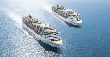 Stire din Economie : Două nave de pasageri fac escală în Portul Constanța