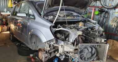POLIȚIȘTII AU DESCINS ÎN SERVICE-URILE AUTO DIN CONSTANȚA. Iată ce NEREGULI au găsit! - 3