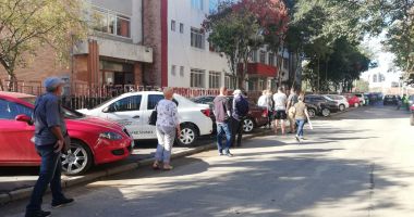 Coadă la secțiile de votare din cartierul constănțean Poarta 6 - 2