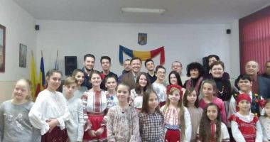 Stire din Social : Ziua Internatională a Femeii, sărbătorită la Primăria Orașului Hârșova