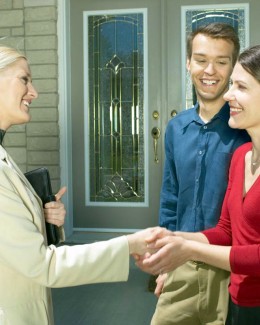 Stire din Diverse : Cum ajungi agent imobiliar