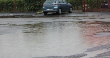 CONSTANȚA, pavată cu bălți și gropi! - 7
