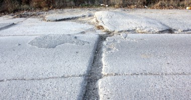 Sătui de făcut slalom printre gropi? Iată care este alternativa la strada Traian -  GALERIE FOTO - 2