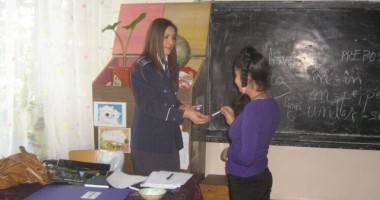 Elevii premiați de polițiști