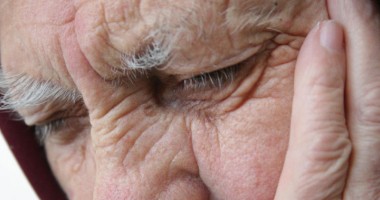 Stire din Eveniment : Bătrânii, victime sigure ale hoților