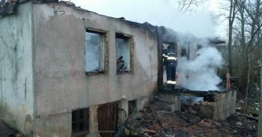 IMAGINILE DEZASTRULUI, LA CONSTANȚA! BĂRBAT CARBONIZAT, DUPĂ CE UN INCENDIU DEVASTATOR I-A MISTUIT CASA - 4