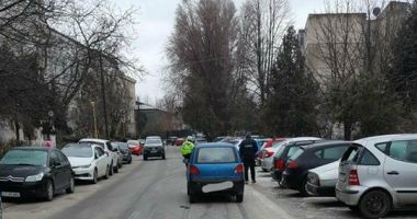 GALERIE FOTO / ACCIDENT RUTIER LA CONSTANȚA. Copilă lovită în plin, după ce a traversat strada prin loc nepermis