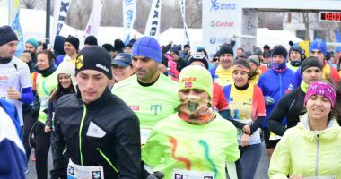GALERIE FOTO / MARATONUL NISIPULUI, LA START! Centenarul, serbat prin sport - 2