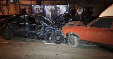 GALERIE FOTO-VIDEO / ACCIDENT GRAV,  DUPĂ CE UN ȘOFER BĂUT A INTRAT CU BMW-UL PE CONTRASENS, DIN CAUZA VITEZEI - 2
