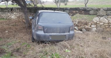 GALERIE FOTO / ACCIDENT RUTIER LA CONSTANȚA. UN ȘOFER S-A IZBIT CU MAȘINA-N ZID - 4