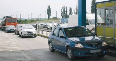 Stire din Eveniment : Fără COZI INTERMINABILE pentru TAXA DE POD de la Fetești