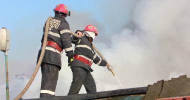 RĂZBUNARE între FRAȚI, în Constanța / Presupus piroman reținut de polițiști