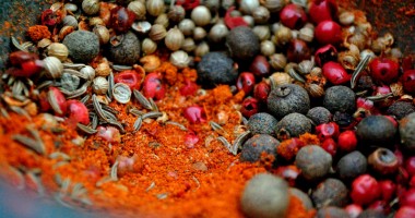 Stire din Diverse : La ce ne ajută piperul