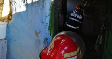 GALERIE FOTO / INCENDIU PUTERNIC în Constanța. UN COPIL A DECEDAT - 2