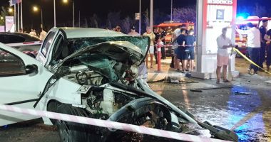 GALERIE FOTO-VIDEO / ACCIDENT RUTIER GRAV în stațiunea Mamaia. O PERSOANĂ A DECEDAT - 3