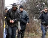 Stire din Eveniment : A pus mâna pe cuțit și și-a făcut singur dreptate