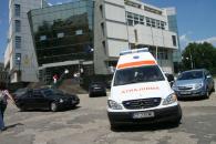Stire din Eveniment : Bărbatul care a leșinat în boxa acuzaților rămâne arestat