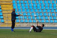 Stire din Sport : Farul a semnat cu majoritatea jucătorilor din lot