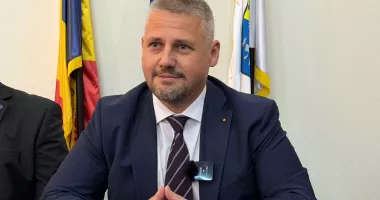 Stire din Social : „Nu vrem să egalăm turcii sau bulgarii”. Planurile pentru litoral, pe ultima sută de metri