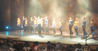 20 de microfoane au redat "Rhythm of the Dance" - 3