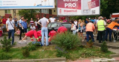 IMAGINI ȘOCANTE! Accident teribil în Constanța, pe strada Soveja, în zona City Park Mall. Mai mulți pietoni au fost SPULBERAȚI de pe trotuar! UN MORT și cinci grav răniți - 7