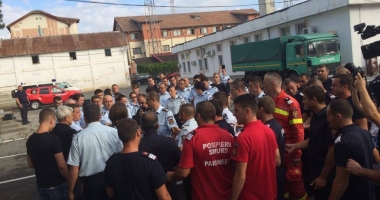 Galerie foto și video / POMPIERII NU MOR NICIODATĂ, EI ARD MEREU ÎN SUFLETUL CELOR PE CARE I-AU SALVAT! 1 an de la moartea slt. (p.m.) Marius Daniel Fripis - 3