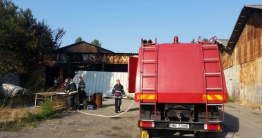 GALERIE FOTO. INCENDIU MISTUITOR ÎN CONSTANȚA - 3
