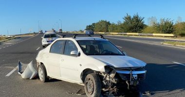 Accident rutier pe DN39. O maşină s-a răsturnat pe partea carosabilă - 3
