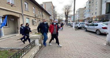 VIDEO. A fost reținut șoferul care a fugit de la ACCIDENTUL MORTAL din Peștera - 4