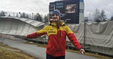 Stire din Sport : Fetele profesorului Neagu concurează în condiţii speciale la Cupa Mondială din Austria