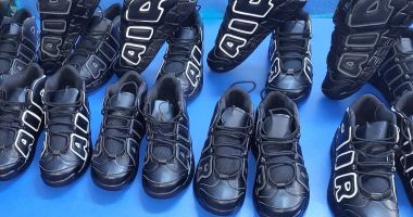FOTO / NICI MAGAZINELE NU MAI SUNT DE ÎNCREDERE! Adidaşi contrafăcuţi, la vânzare într-un centru comercial din Constanţa - 3
