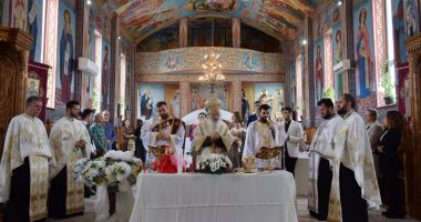 Două fetițe au fost botezate în comuna Cumpăna cu ocazia hramului Bisericii „Sfânta Cuvioasă Parascheva” - 3