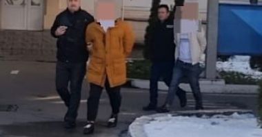 Au furat bani, bijuterii și obiecte în valoare de jumătate de milion lei - 3