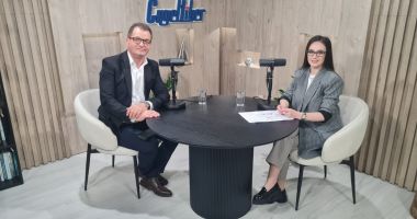 Stire din Podcast :  Sondajele explodează! De ce nu vin tinerii la vot?