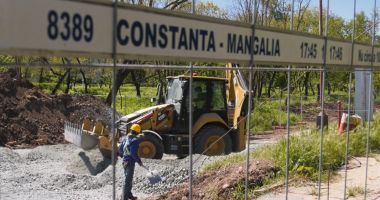 Turiști printre șantiere! CFR reabilitează gările în paragină, din stațiuni - 3