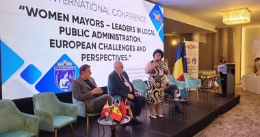 Mariana Gâju, la evenimentul ACoR din stațiunea Mamaia: „Nu am făcut invitaţii politice, ci doar am vrut să adun femeile primar” - 4