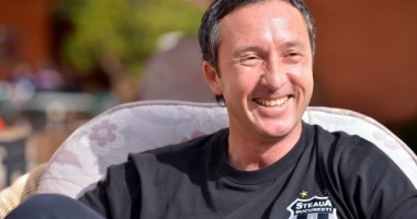 Stire din Sport : Mihai Stoica a declarat că a supralicitat cerând suma de 150.000 de dolari
