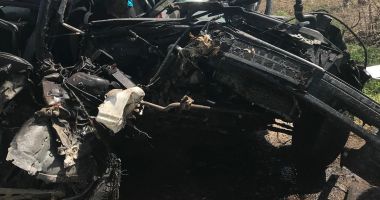 Galerie foto / GRAV ACCIDENT RUTIER! Victima, șoferul unui BMW - 2