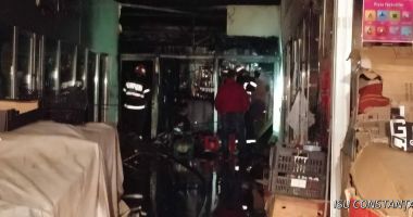 Stire din Eveniment : Galerie foto / INCENDIU LA CONSTANȚA! Ansamblu de magazine, cuprins de foc